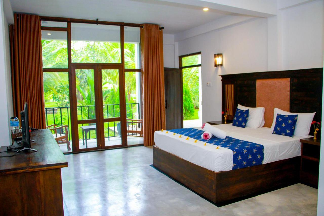 Manike Lodge 哈伯勒内 外观 照片