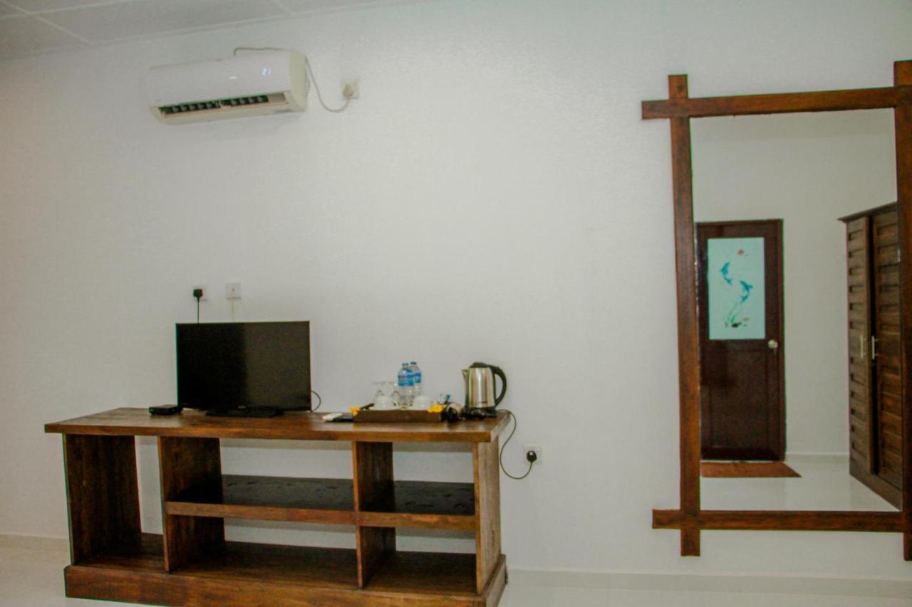Manike Lodge 哈伯勒内 外观 照片